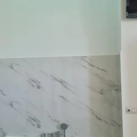 Central Rooms Affittacamere 4*