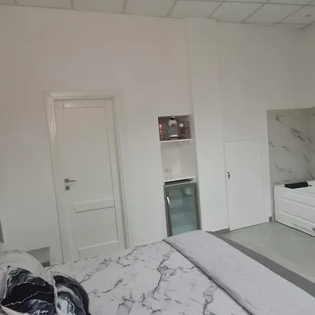 Central Rooms Guest house *